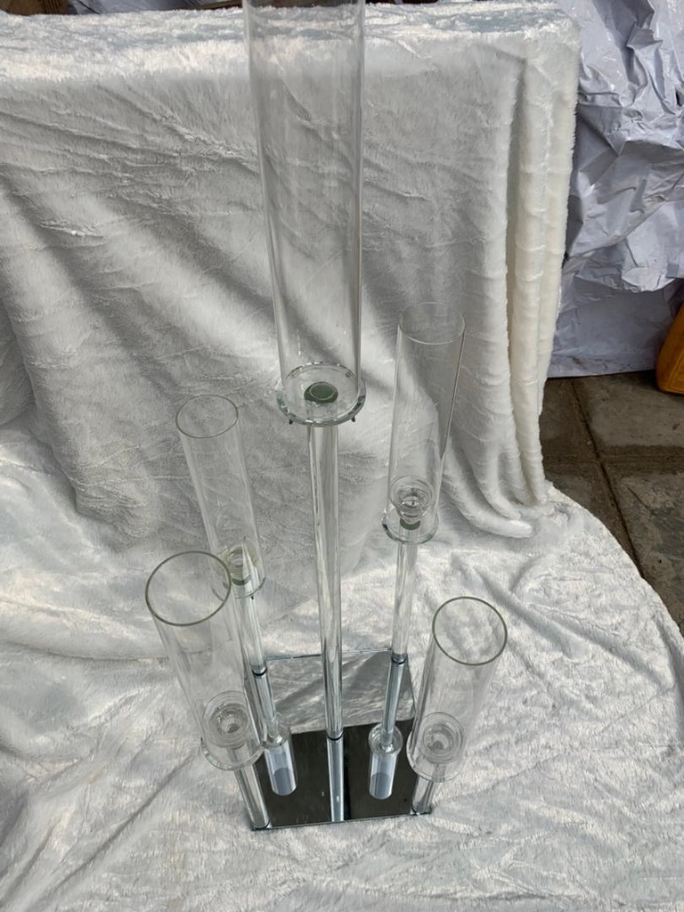 TRANSPARENT GLASS CANDELABRA