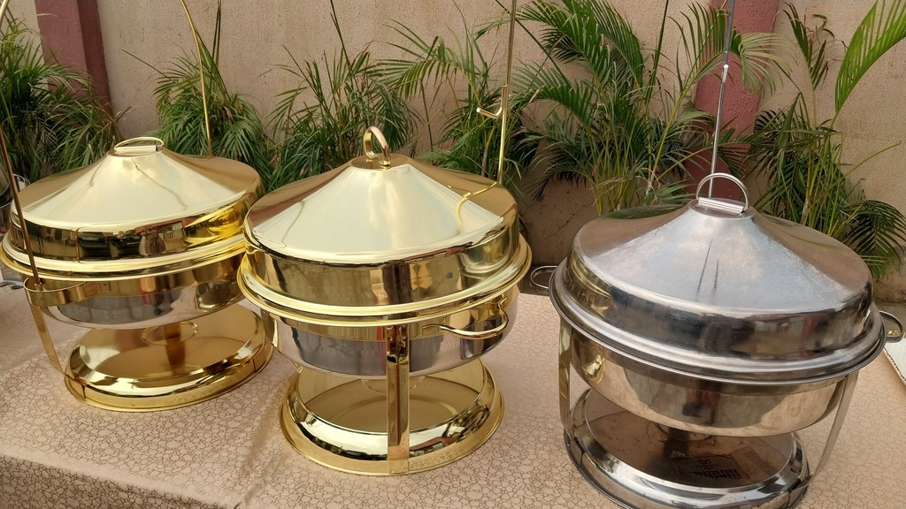 CHAFFING DISHES OVAL (GOLD)