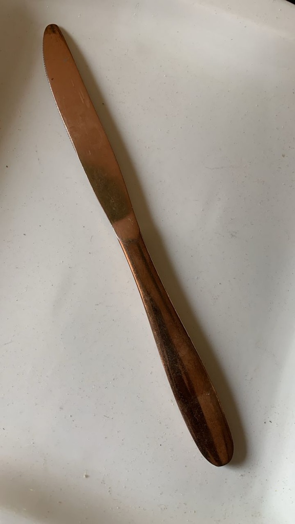 KNIFE ( GOLD)