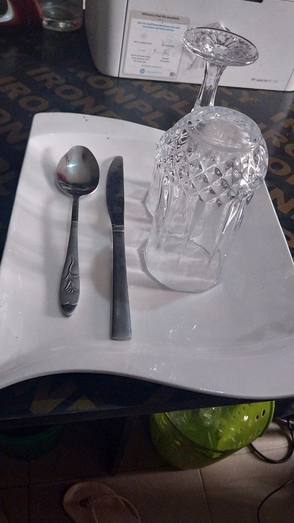 KNIFE (SILVER)