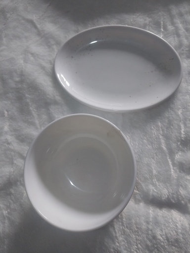 ROUND WHITE PLATE